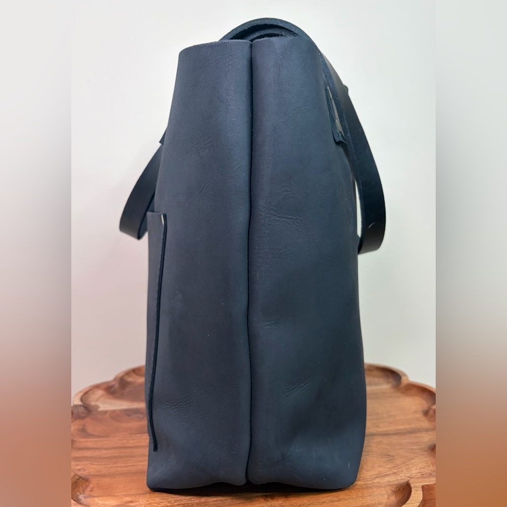 Portland Leather Classic Tote Shadow Black Nubuck Leather NWT - Picture 10 of 16